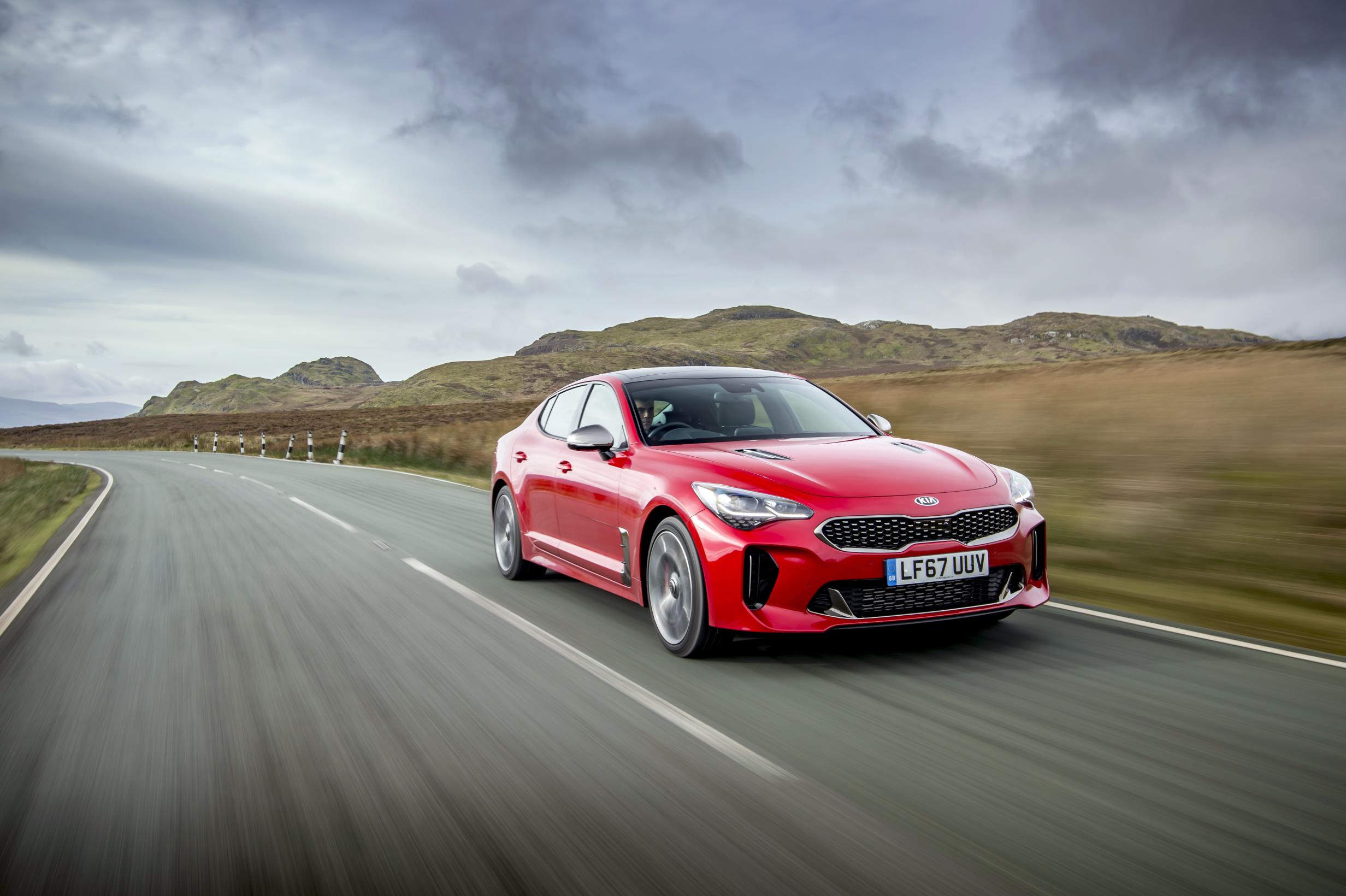 Gts обзор. Kia Stinger gt s. Киа Стингер 2017. Kia Stinger 2018 купе. Kia Stinger Coupe gt.