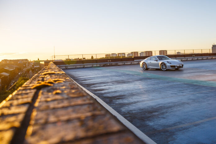 Porsche-911-Carrera-2018-PH-12
